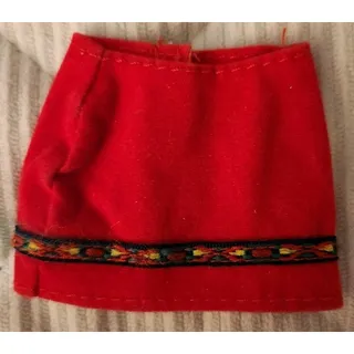 Photo of Vintage Barbie Midge "United Colors Of Benetton" Red Skirt #9404 (1990)
