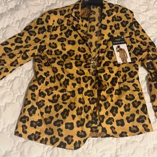 Photo of Men’s Spirit leopard  Halloween suit