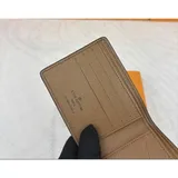 Listing Photo Thumb #5