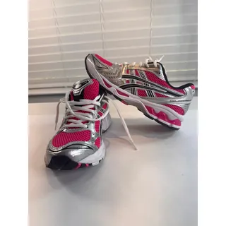 Photo of ASICS Gel-Kayano 14 Pink Glo Silver Black 1201A019-700 Men's Size 6.5