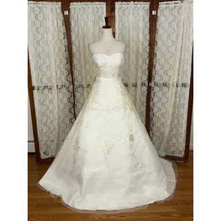 Photo of Stunning Robert Bullock Couture Embellished Organza Wedding Gown