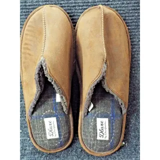 Photo of Men's Dluxe Dearfoam Slippers Faux Leather Brown Size Medium 9-10