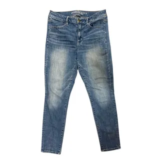 Photo of Women's American Eagle Outfitters skinny jeans size 10 