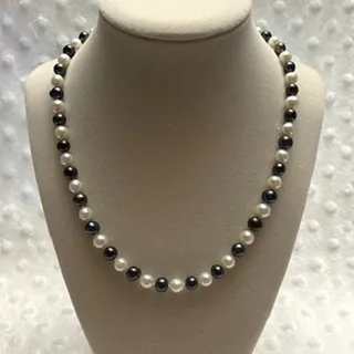 Photo of Vintage Multi-Color Tahitian & White Saltwater Pearl Necklace 