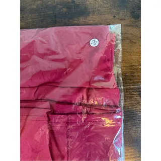 Photo of High Waisted Athletic Shorts Women’s 2XL Red w/ Side Pockets, Yoga, Gym, Bike