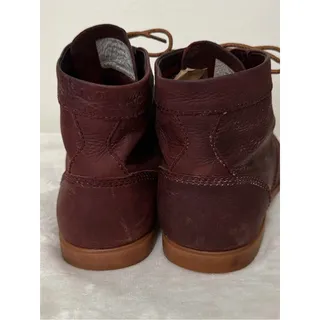 Photo of Kodiak Men's Lace-Up Chukka Boots in Burgundy