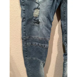 Photo of TR Tailored Recreation Distressed light wash skinny premium Jeans 38 x 32
