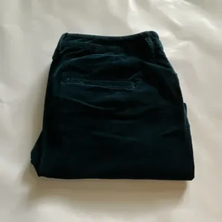 Photo of Chico’s Dark Velvet Pant Mid Rise Straight Leg Size 1.5