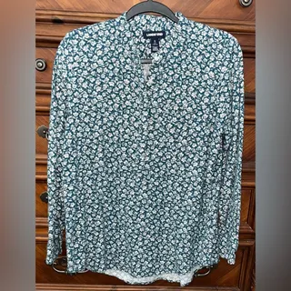 Photo of Lands' End Floral Print Flannel Tunic Shirt 19” P2P