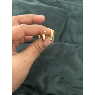 Photo of Carolina Herrera cufflinks OS