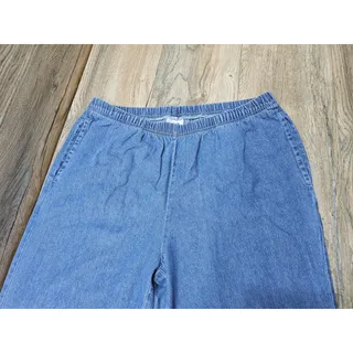 Photo of BFA Classics Jeans Women's 12 Petite Blue Denim High Rise Pull On Elastic