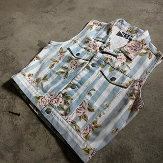 Photo of 80s GET Floral Striped Denim Vest Rose Print Womens Small