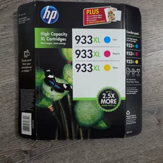 Photo of HP 933XL Color Ink Cartridges 3-Pack Cyan Magenta Yellow + Photo Paper New