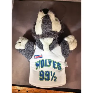 Photo of Vintage 1989-1990 Minnesota Timberwolves Crunch #99 1/2 Plush Hand Puppet