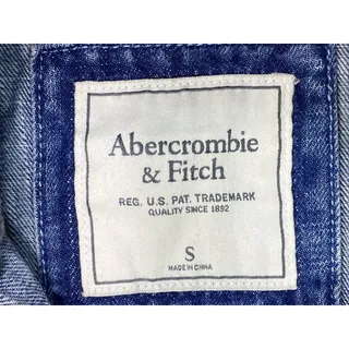 Photo of Abercrombie & Fitch Distressed Vintage Denim Jacket Hoodie Size Boy's Small 34"