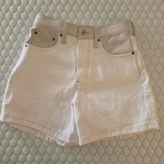 Photo of Abercrombie & Fitch The Dad Short High Rise Cream 26/2 New With Tags