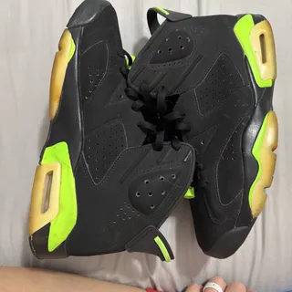 Photo of Size 8.5 - Jordan 6 Retro Electric Green 2021